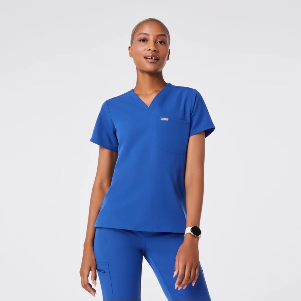 Figs Catarina One-Pocket Scrub Top